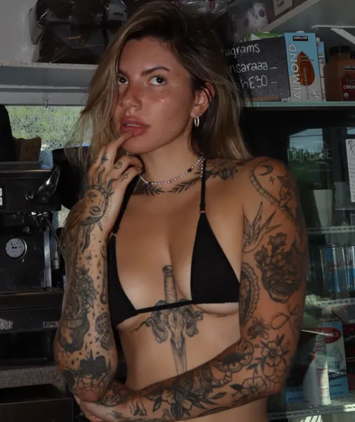 Sarah - Onlyfans