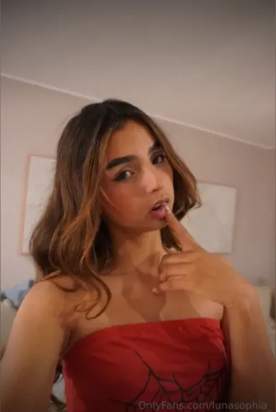 🟢 18y/o Luna Sophia 😇 - Onlyfans