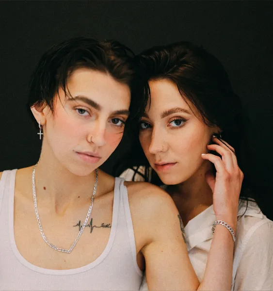 Not Your Average Sisters - Onlyfans