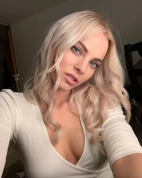 Peyton 💗  (#1 NAUGHTY FITNESS ⭐ ON OF) - Onlyfans